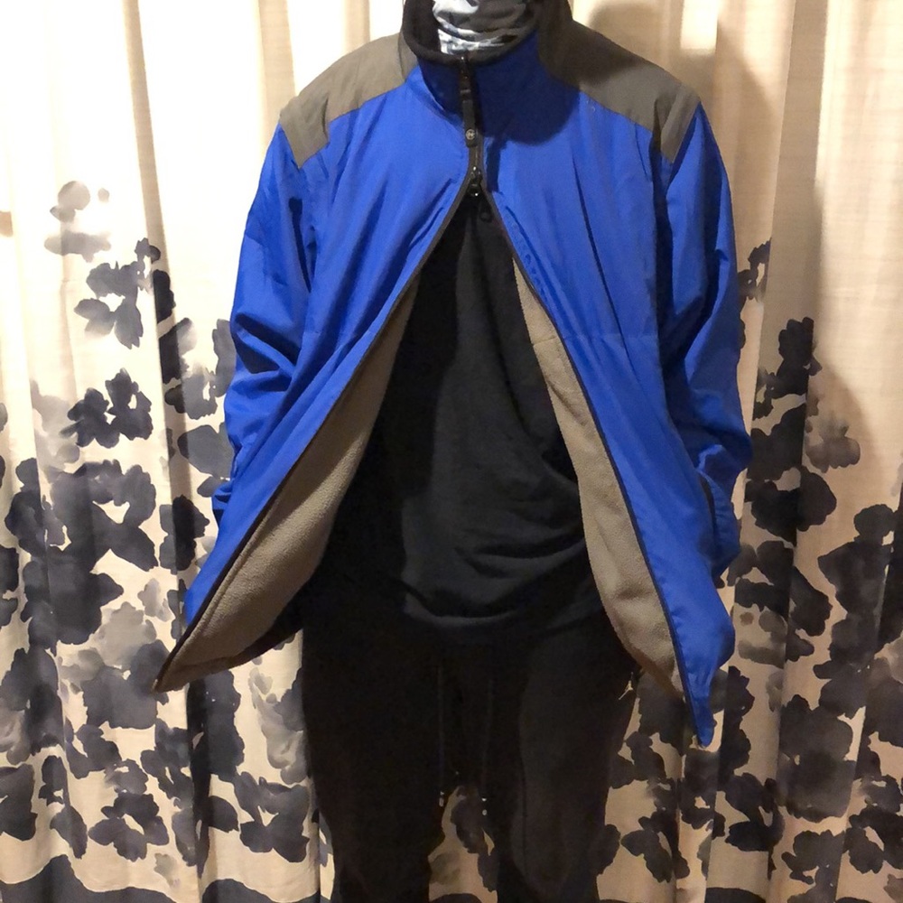 Convertible vest jacket - Picture 4 of 6